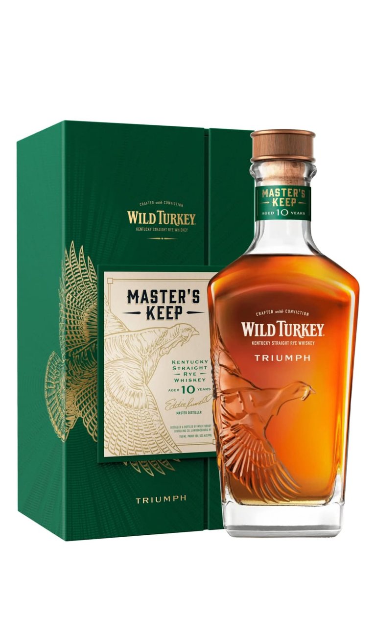 Wild Turkey Masters Keep Triumph 10 year Kentucky bourbon whiskey bottle with green gift box packaging